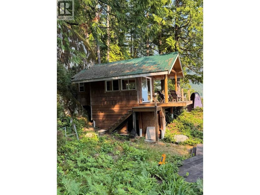 4 SOUTH OF DEBECK CREEK, Pitt Meadows