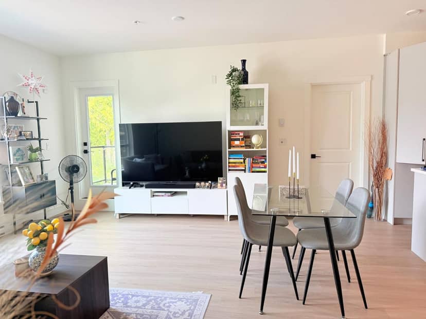 207 3528 146A STREET, Surrey, photo 5
