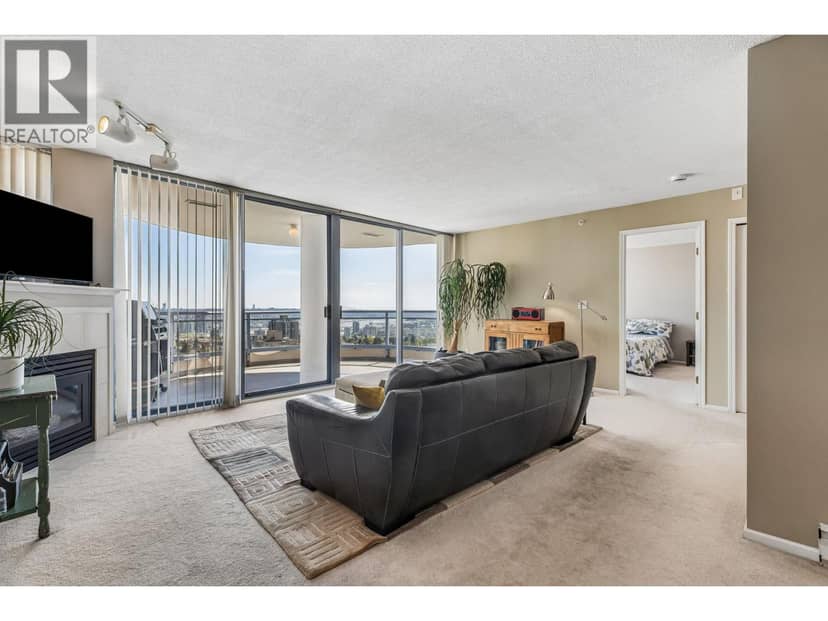 1604 739 PRINCESS STREET, New Westminster, photo 2