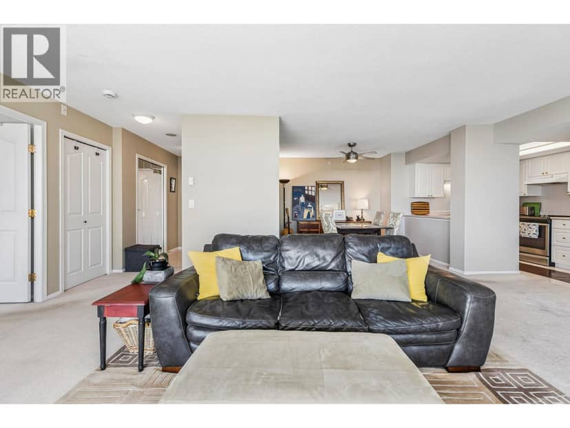 1604 739 PRINCESS STREET, New Westminster, photo 3