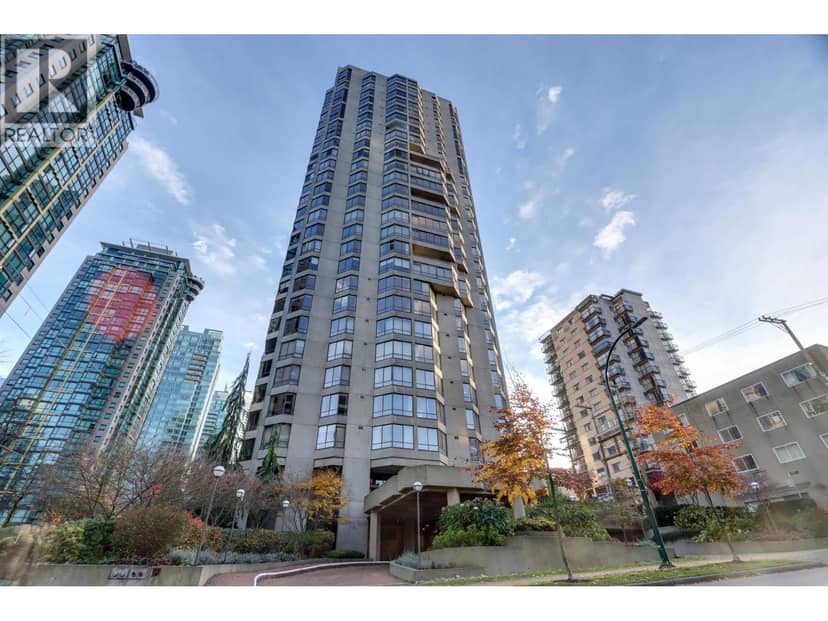 701 738 BROUGHTON STREET, Vancouver