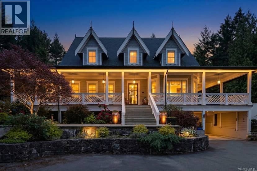 643 Southwood Dr, Highlands