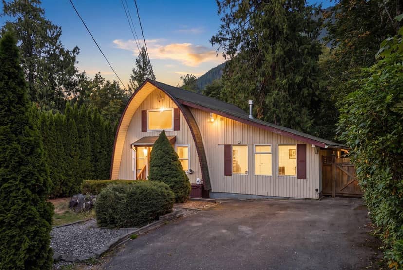 66603 SUMMER ROAD, Kawkawa Lake, Hope