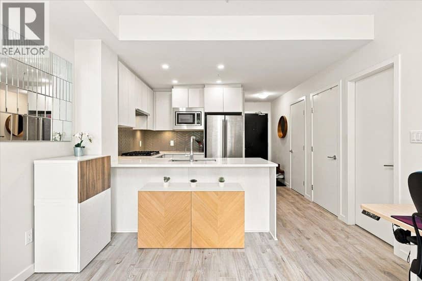 205 717 Breslay Street, Coquitlam, photo 4