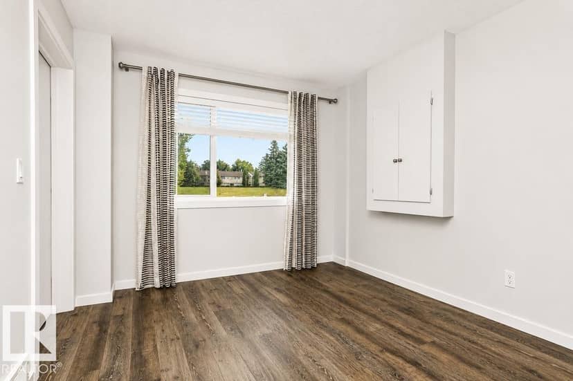 #6 215 Saddleback Rd NW, Edmonton, photo 8