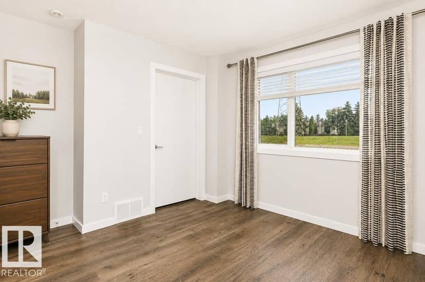 #6 215 Saddleback Rd NW, Edmonton, photo 7