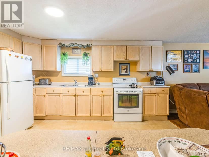 596101 Highway 59 18 Tropicana Crescent, East Zorra-Tavistock, photo 7