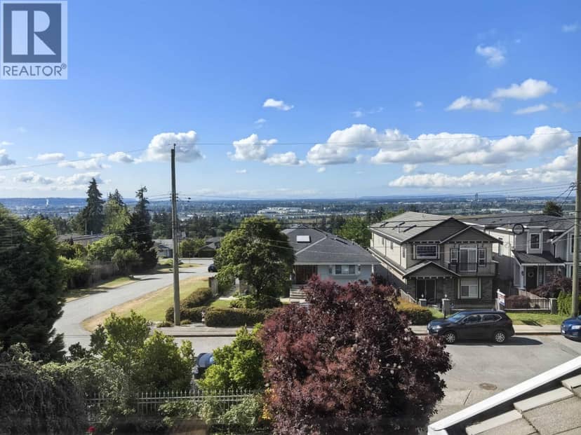 6087 MCKEE STREET, Burnaby, photo 2