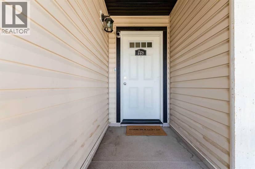 107, 8 Bayside Place, Strathmore, photo 3