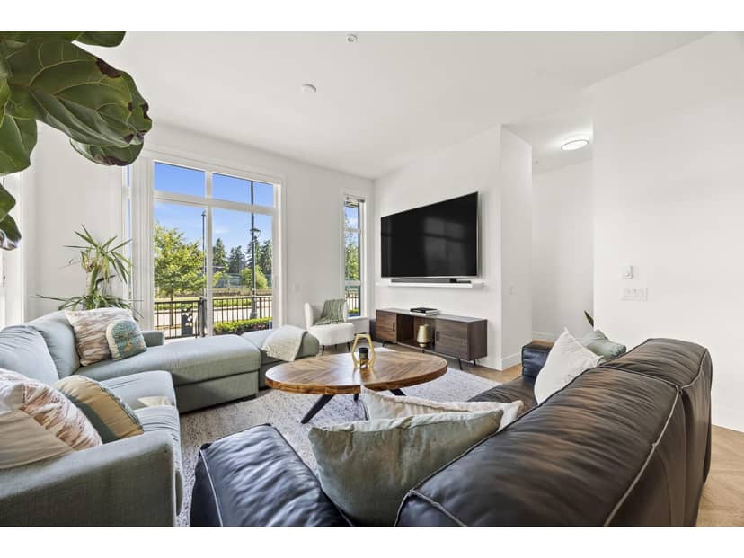 117 13933 105 BOULEVARD, Surrey