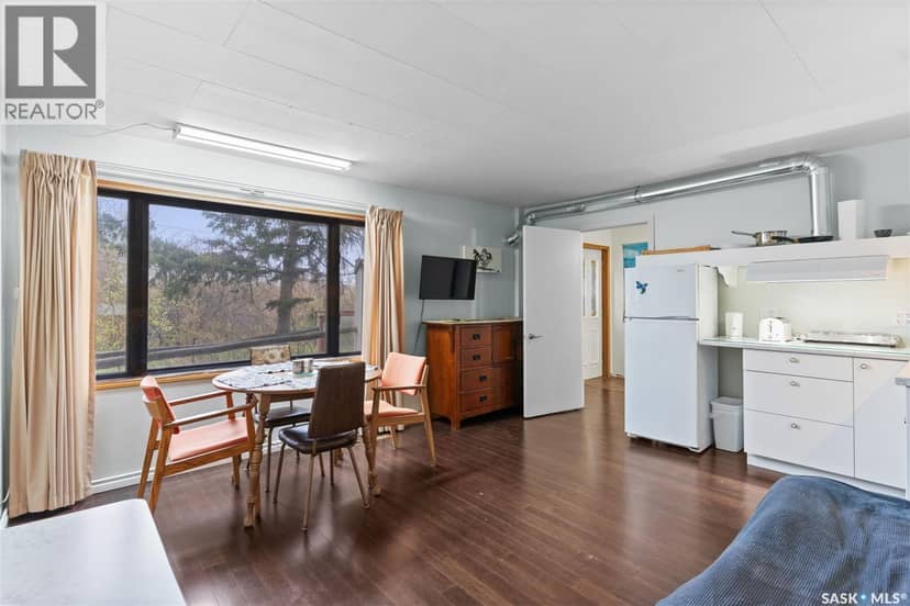 202-206 Elizabeth AVENUE, Manitou Beach, photo 8