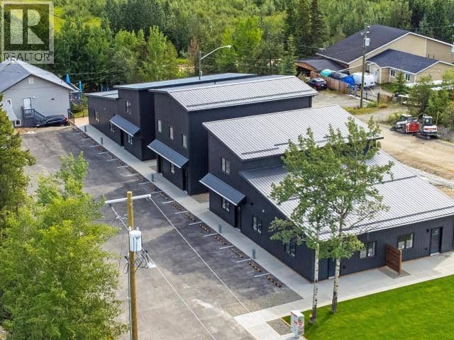 4-1702 Centennial Street, Whitehorse