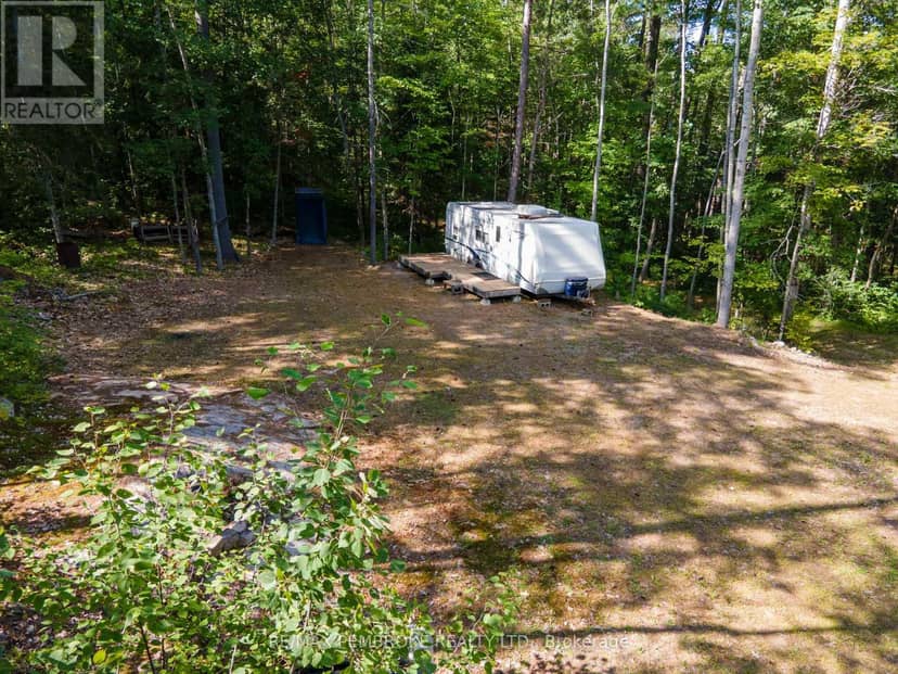 5032 Round Lake Road, Killaloe, Hagarty and Richards, photo 7