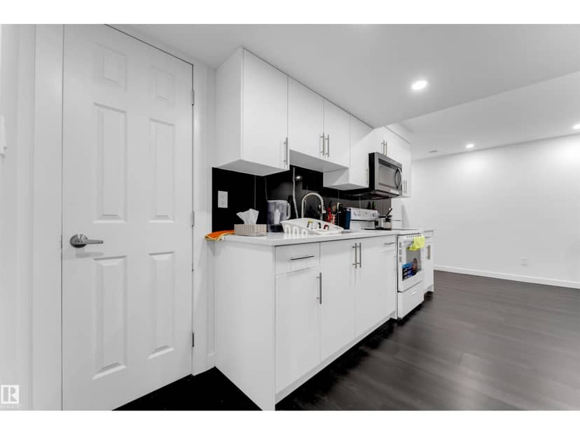 1183 Aster Bv NW, Edmonton, photo 8