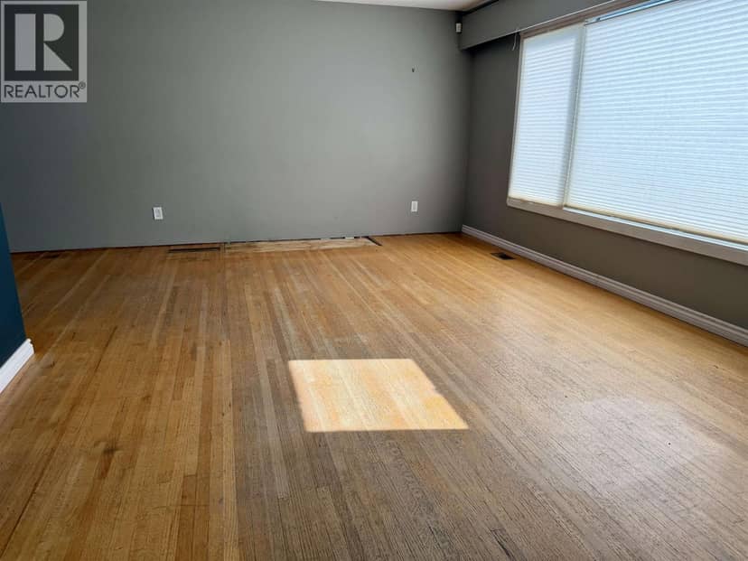 151 N KELLY STREET, Prince George, photo 4