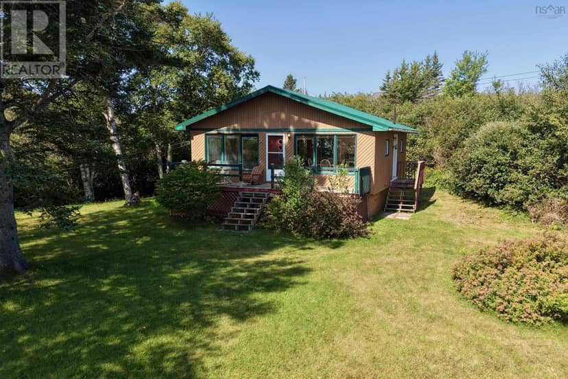 377 Old Farm Road, Two Islands
