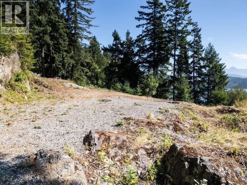 1573 SMITH ROAD, Gibsons, photo 6