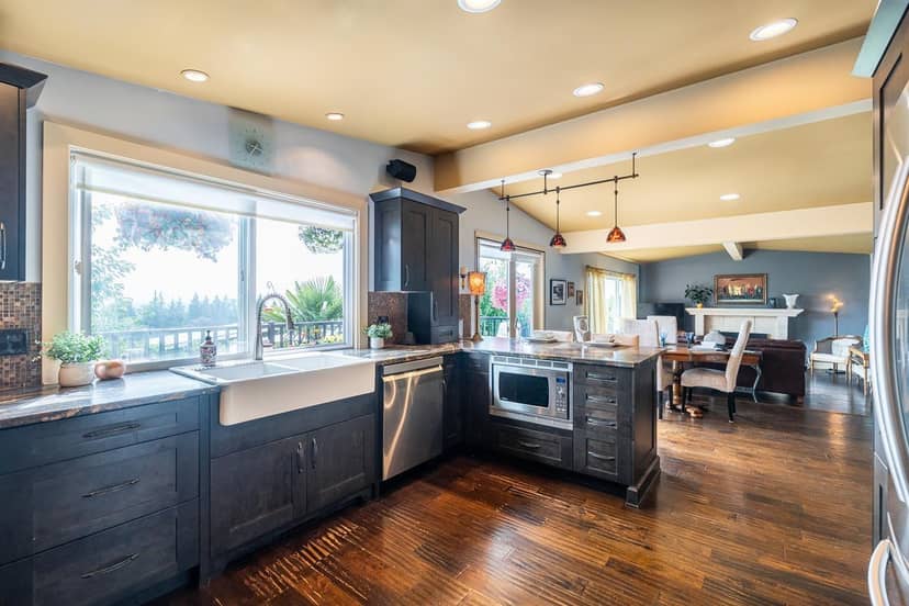8117 WILTSHIRE BOULEVARD, Delta, photo 6
