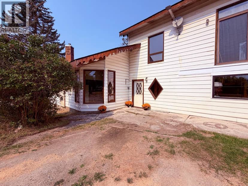 5740 95 Highway, Edgewater, photo 2