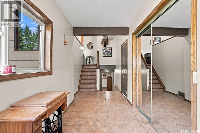 109 South AVENUE E, Hafford, photo 3