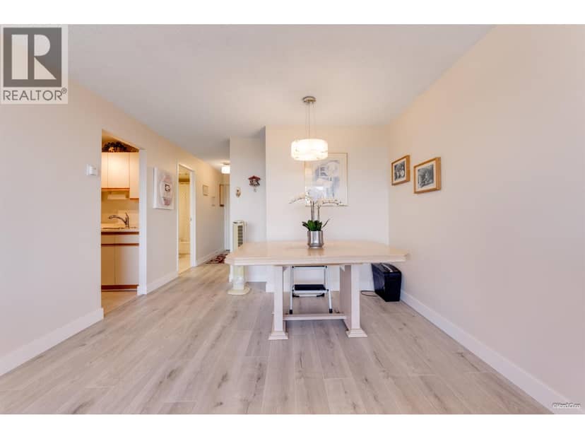 709 6631 MINORU BOULEVARD, Richmond, photo 6
