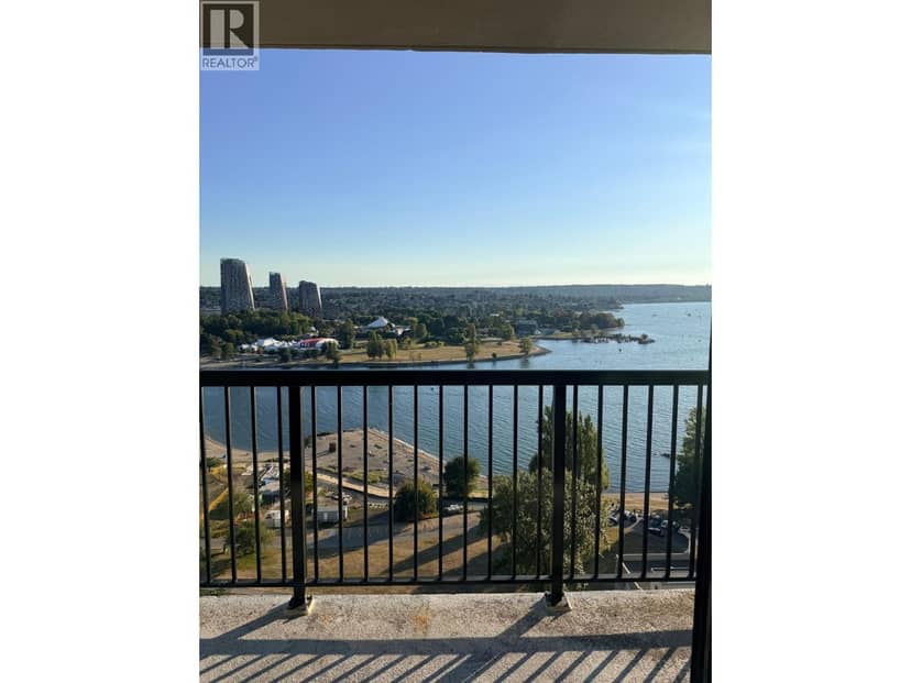 2106 1330 Harwood Street, Vancouver, photo 6
