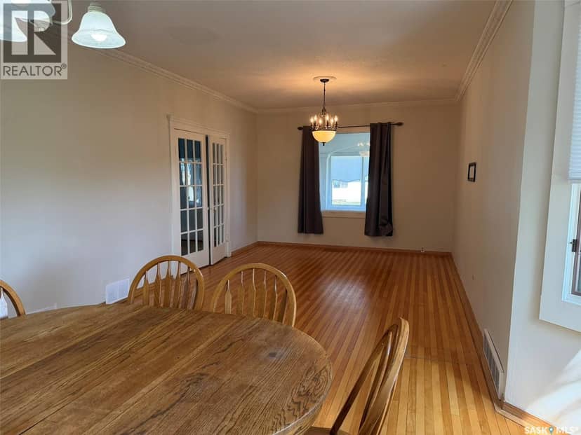 229 4th AVENUE E, Lafleche, photo 8