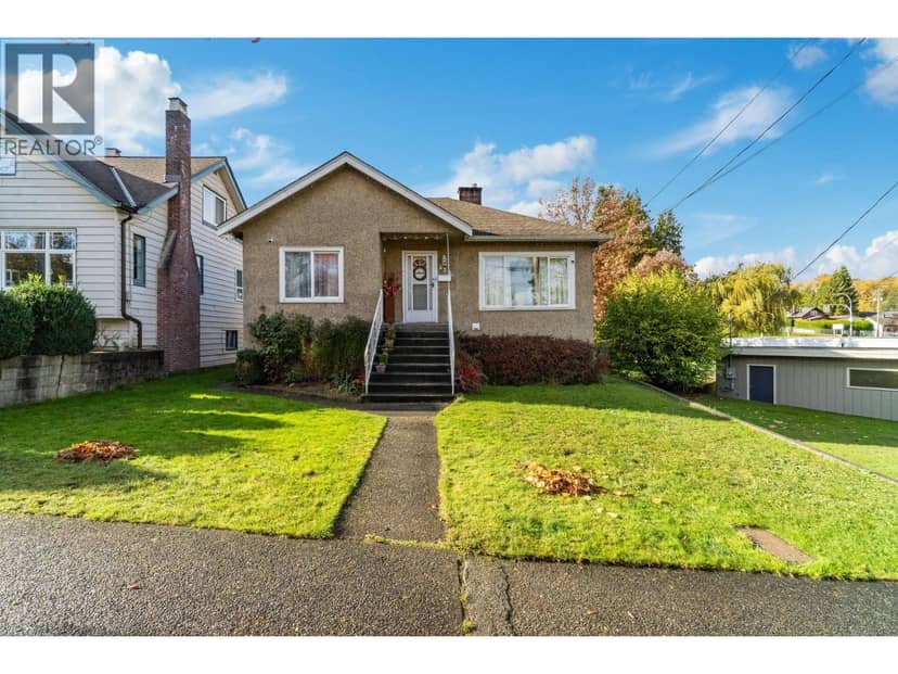 523 KELLY STREET, New Westminster