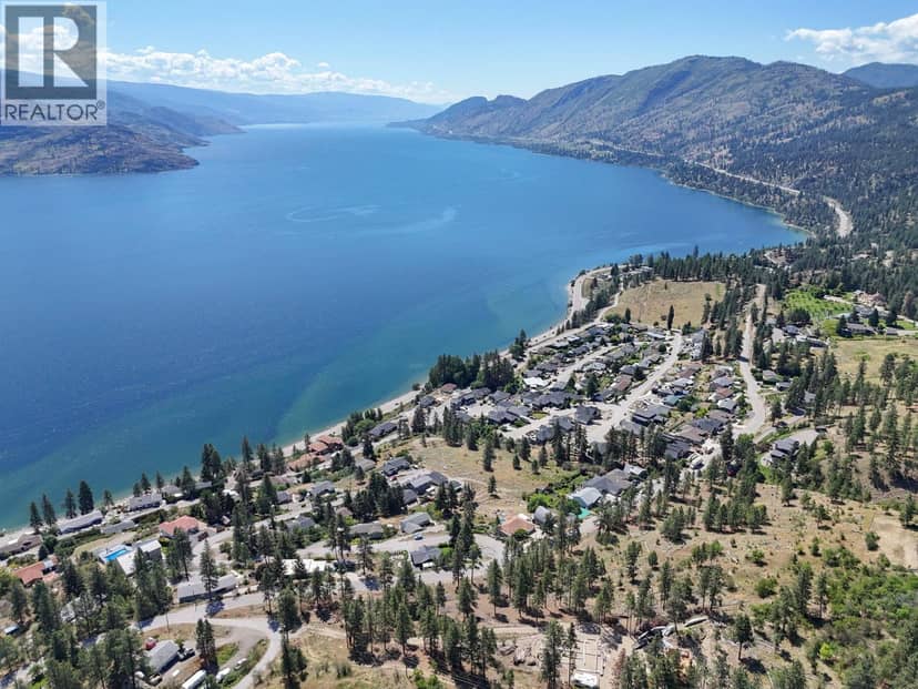 6446 Renfrew Road, Peachland, photo 2