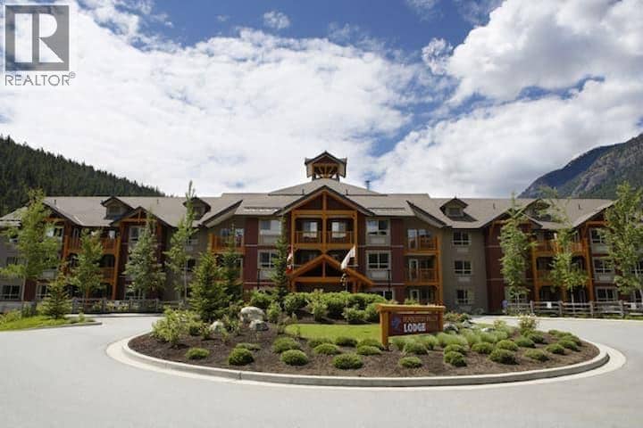 324 1490 HIGHWAY 99, Pemberton