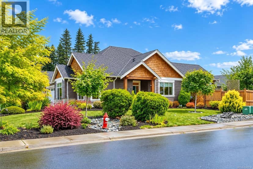 630 Ashcroft Pl, Parksville