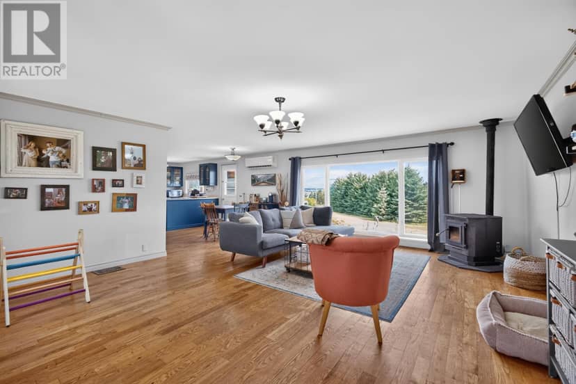 4 Maple Drive, Rocky Point, photo 5