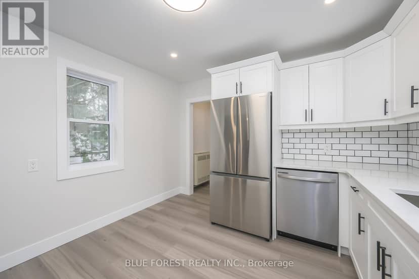 186 Victoria Street, Southwest Middlesex, photo 6
