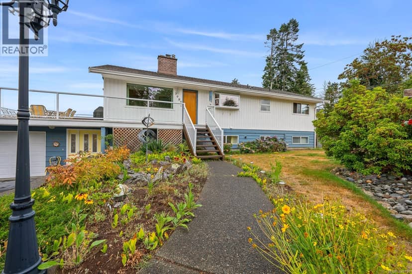 3980 Dillman Rd, Campbell River