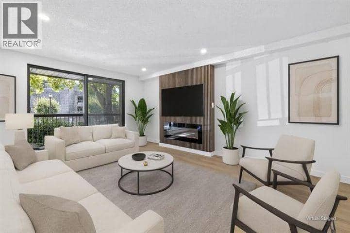 121 8511 ACKROYD ROAD, Richmond
