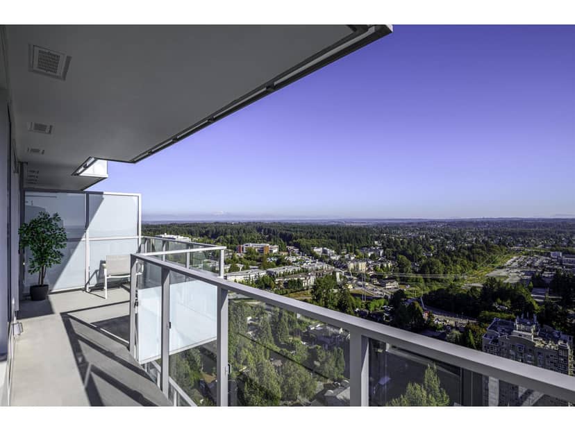 3405 13768 100 AVENUE, Surrey