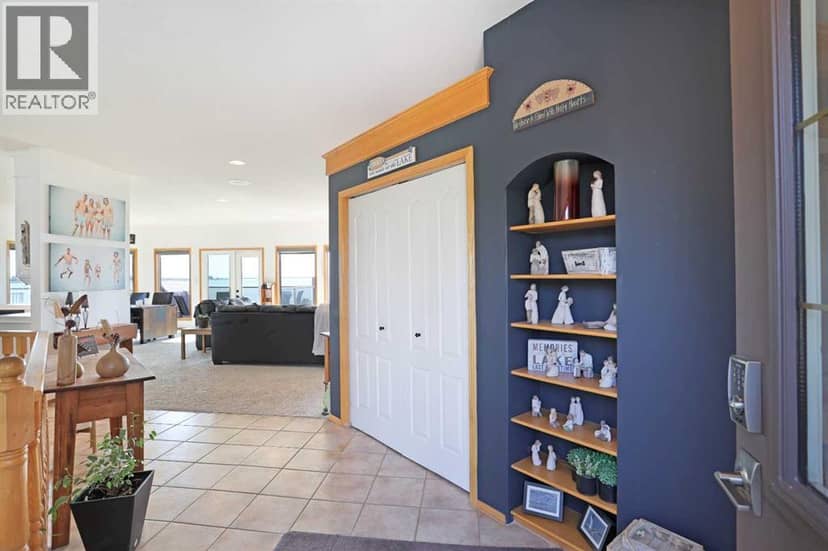 14 White Pelican Way, Lake Newell Resort, photo 4