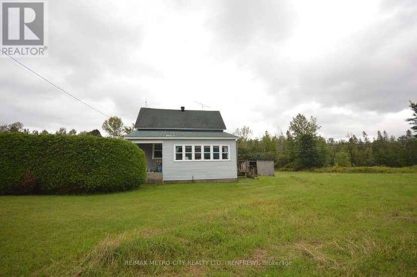 14308 B Highway 60 Highway, Killaloe, Hagarty and Richards, photo 7