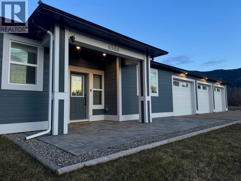 6560 25th Street, Grand Forks