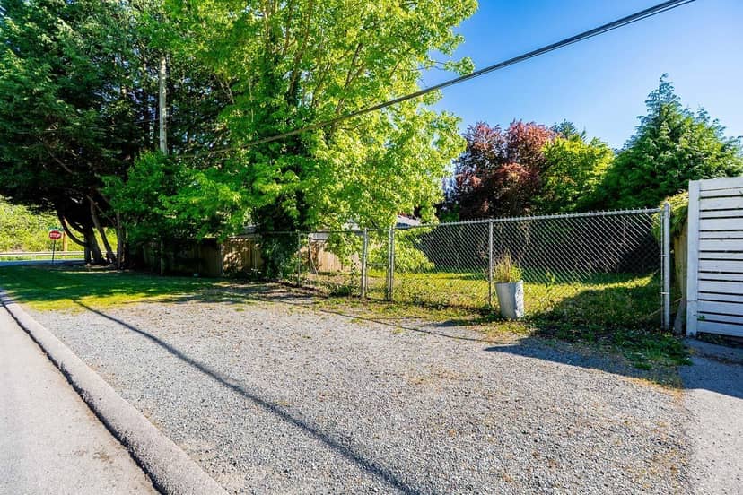 12276 AGAR STREET, Surrey, photo 7