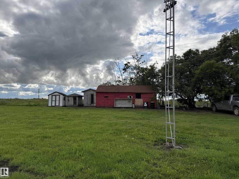555022 Rge Rd 152, Rural Two Hills County