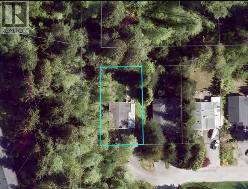 1912 CLARKE STREET, Port Moody, photo 2