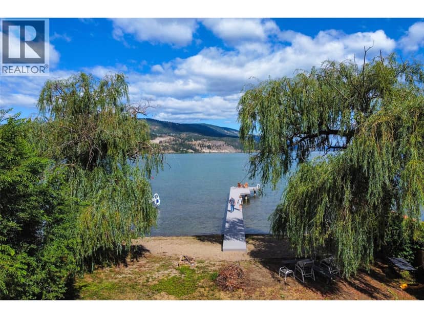 3242 Clement Road, Lake Country, photo 3