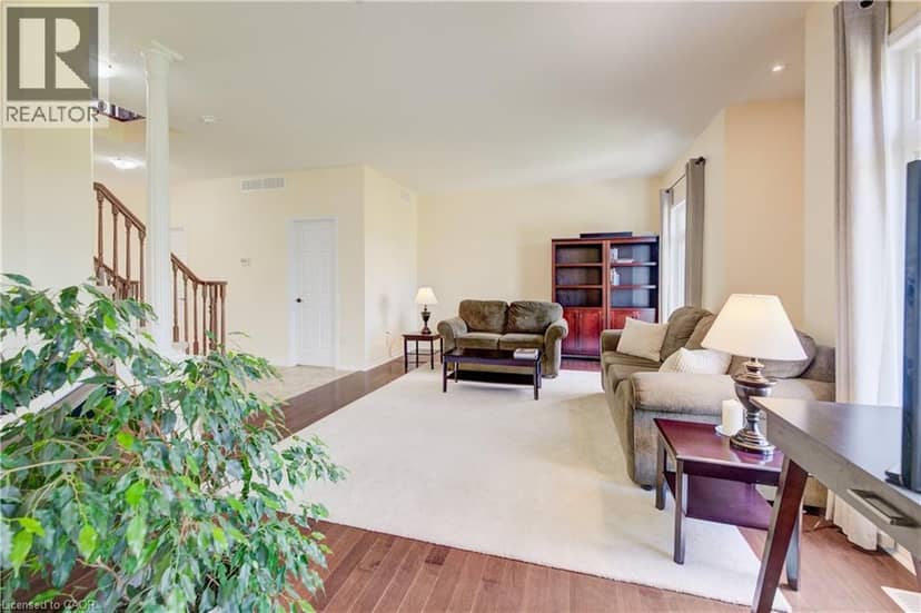 64 KROPF Drive, Baden, photo 8
