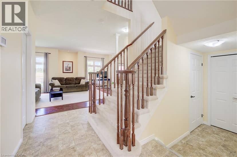 64 KROPF Drive, Baden, photo 5