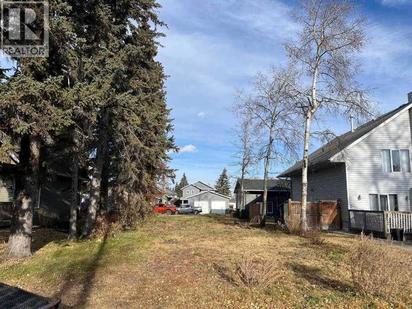 5027 35 Street, Sylvan Lake, photo 2