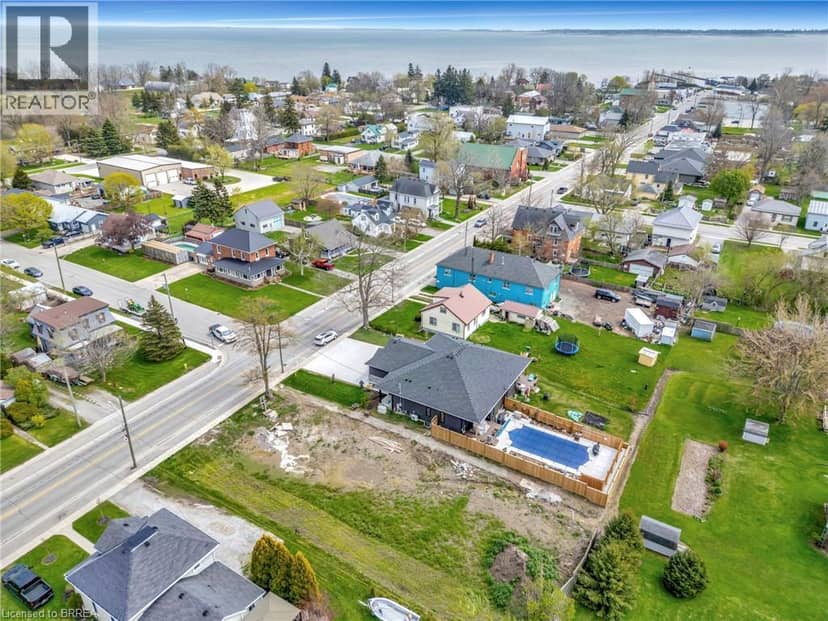 1079 BAY Street, Port Rowan, photo 4
