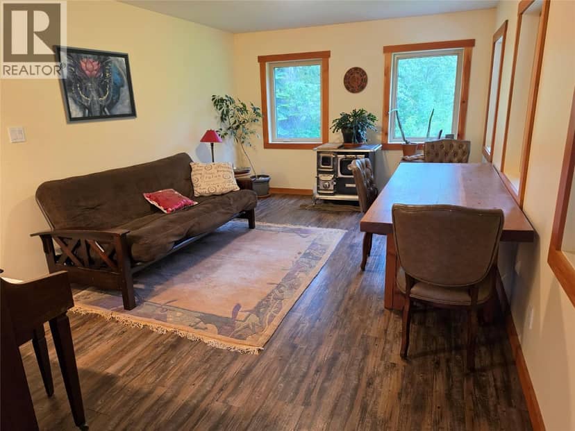 4638 6 Highway, Nelson, photo 3