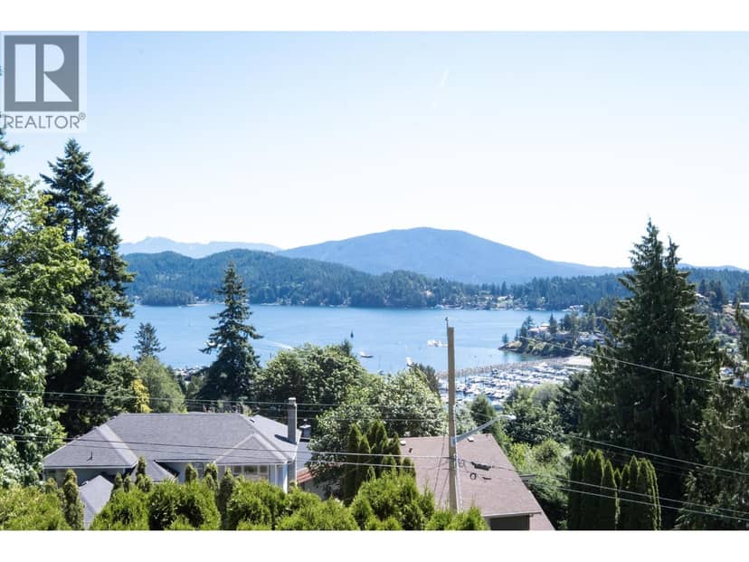 485 ABBS ROAD, Gibsons