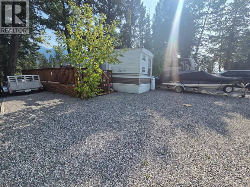 4868 RIVERVIEW Drive Unit# 100, Edgewater